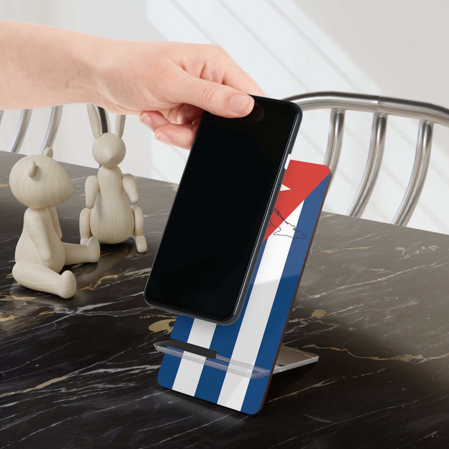 Phone Stand Cuban Flag & Map Design